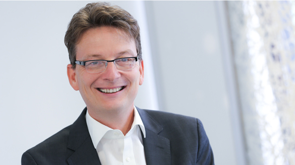 Dr. Stefan Poppelreuter von der TÜV Rheinland Akademie