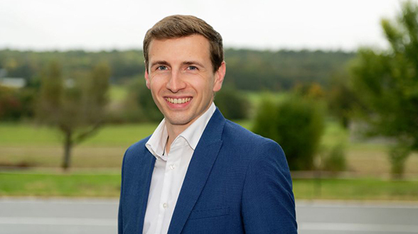 Bernard Lay